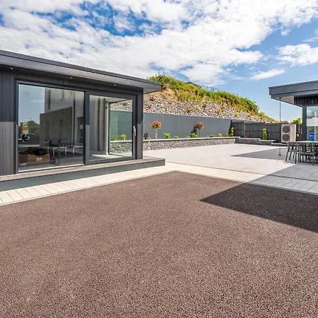 72 The Westpoint Way בית נופש