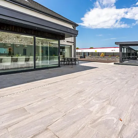 בית נופש 72 The Westpoint Way *