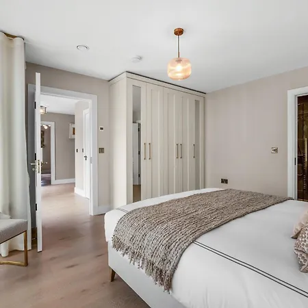 בית נופש 72 The Westpoint Way