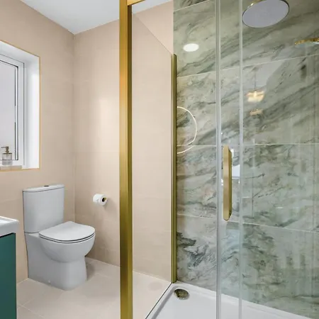 בית נופש 72 The Westpoint Way