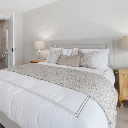 72 The Westpoint Way בית נופש *