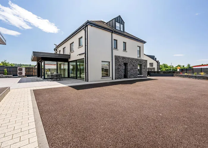 72 The Westpoint Way - Donegal Town